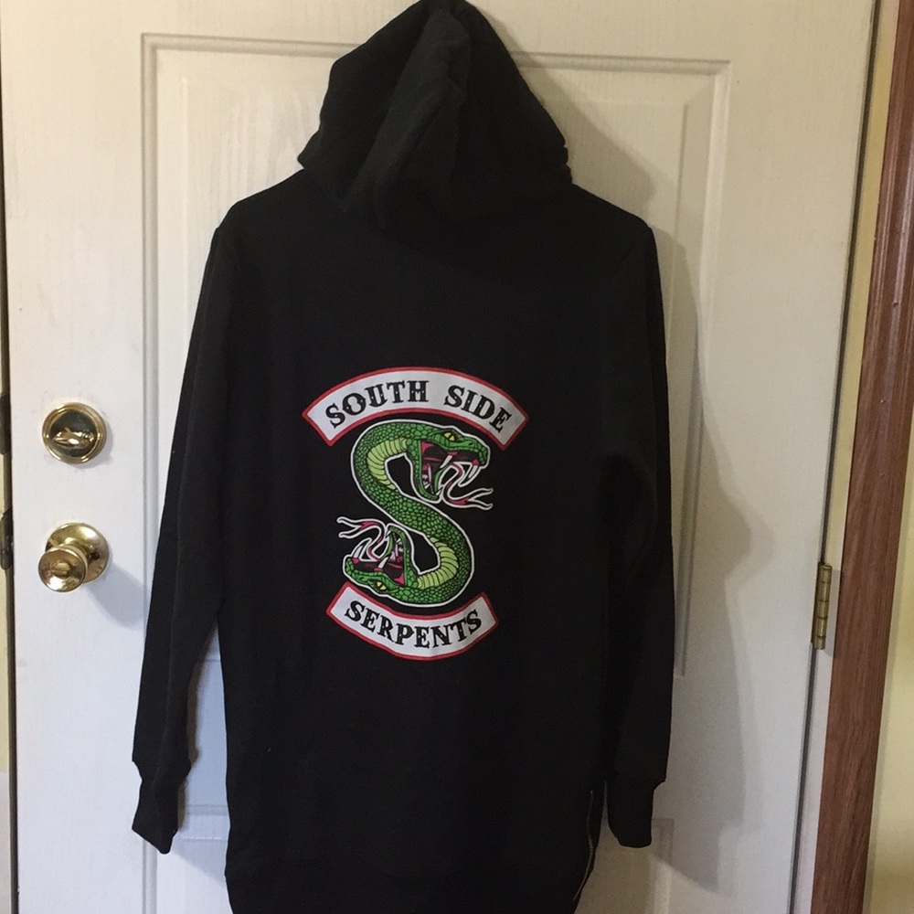 South Side Serpents Women’s Long Hoodie Med NWT